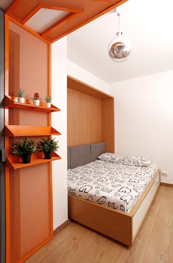 Platinum Apartment With 2 Bedrooms Bucharest Exterior photo